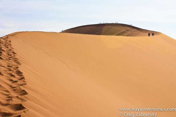 hiking the red sand dunes of sossusvlei namibia
