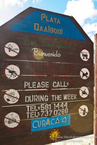 sign for Daaibooi Beach in Curacao