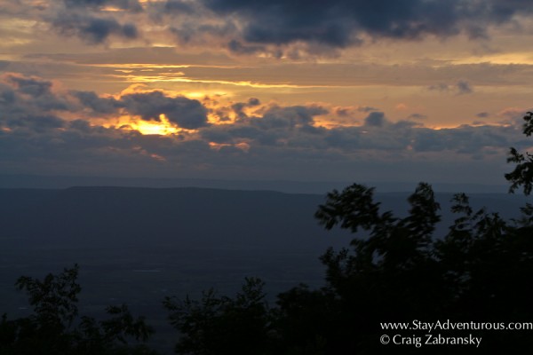 the sunset view from the Craigin at the Skyline Resort in Shenandoah National Park 