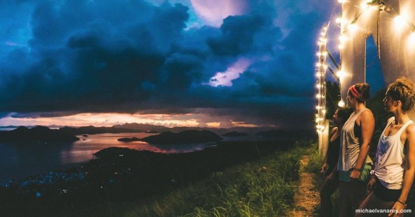 coron palawan sunset in phillipines