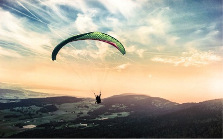 tandem paragliding