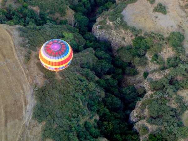 hot air balloon over the state of Hidalgo, Mexico