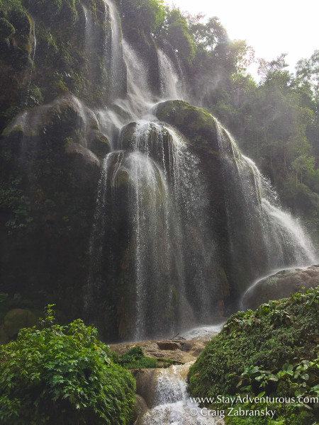 taking in the views of the waterfalla at Aquacero National PArk in Chiapas, Mexico