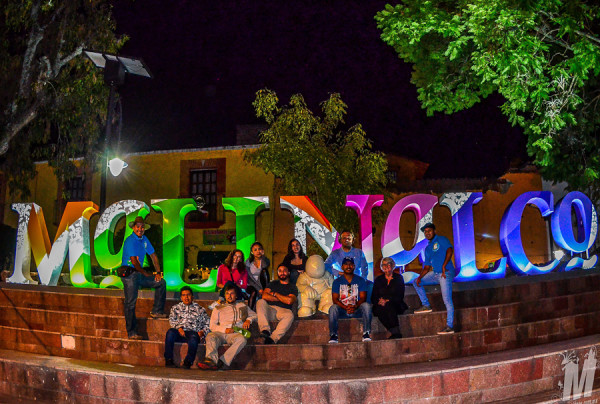 Malinalco-Group in the town center