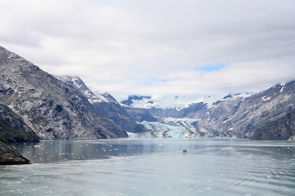 Glacier-Bay-Front-Ship-View-cZabransky