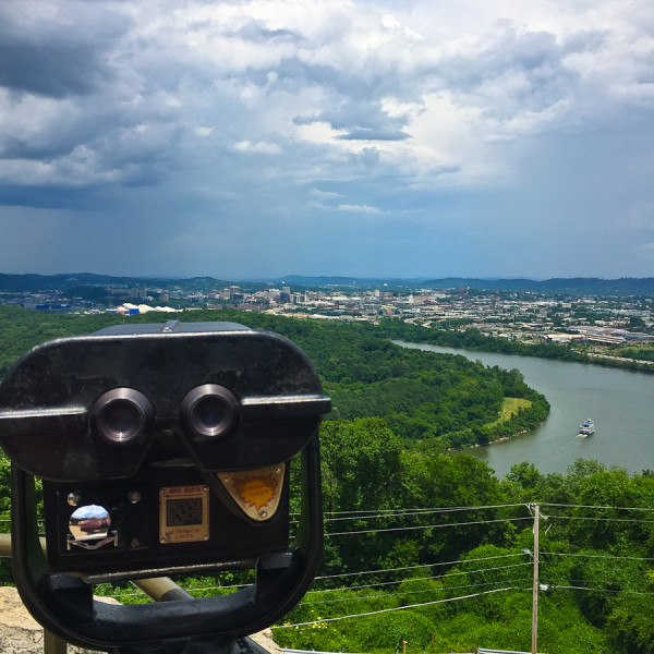 the view from look out mountain chattanooga, tennessee