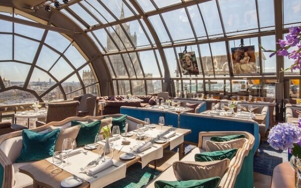 restaurant with a view in moscow
