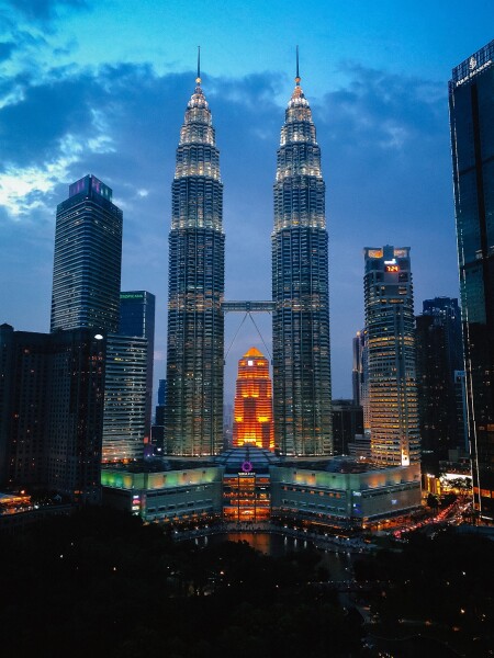 the petronas towers in Kuala Lumpur, Malaysia