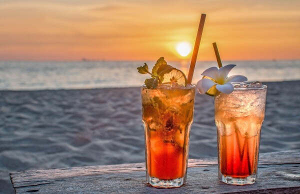 cocktails on the beach