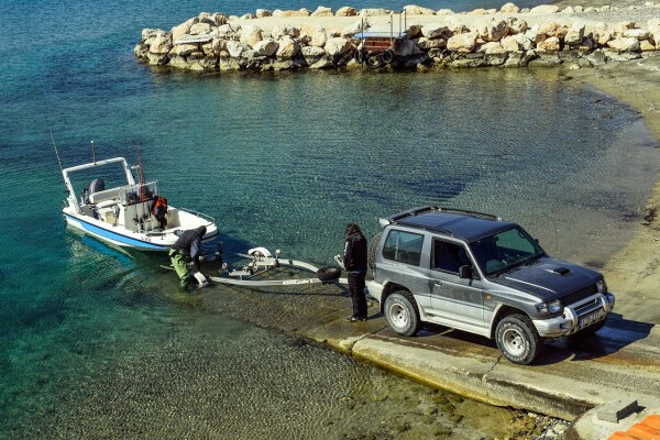loading-boat-trailer dimitrisvetsikas1969-