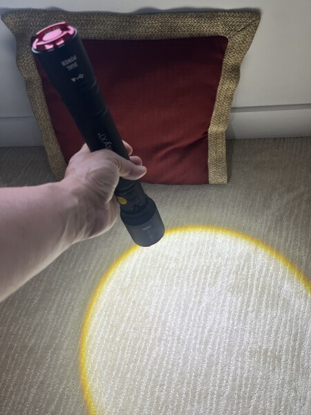 the infinity 7000 lumen flashlight